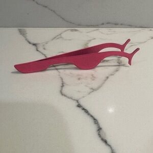 Elegant Pink Eyelash Wand Tweezers Applicator Works Well w/ Lashify
